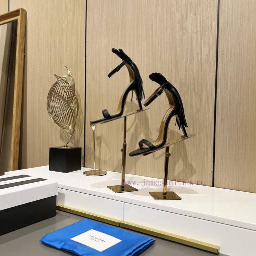 Aquazzura2023Customized tassel high-heeled sandals in Paris showcase, instantly surpassing o78tog3jb - Image 3