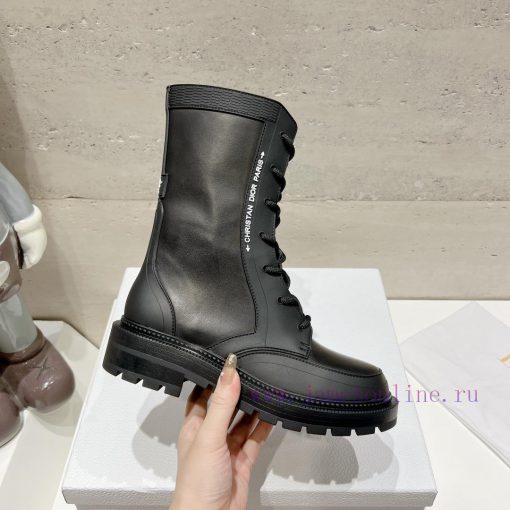 Top tierDior's latest fashion show for autumn and winter in 2023, featuring the Chelsea highz05lt1a7 - Image 6