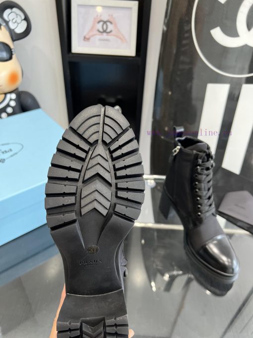 Purchasing level: 2023ss PRADA autumn and winter new short boots with thick heels and straps9zixrurr - Image 9