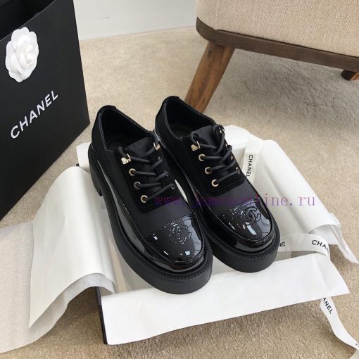 Chanel autumn and winter new lace up panda color retro loafers/Martin boots full of texturePvz26f7ii - Image 6