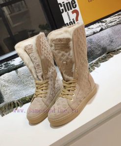 Classic and popular LOUIS VUITTON Louis Vuitton new color launch fabric LV embossed A-level lb2bsjlt