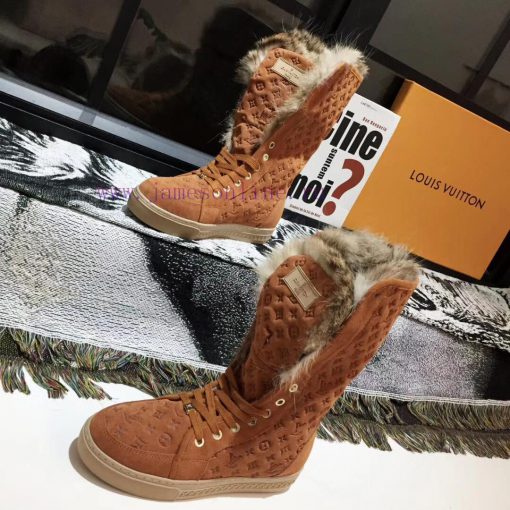 Classic and popular LOUIS VUITTON Louis Vuitton new color launch fabric LV embossed A-level kdaygbtn