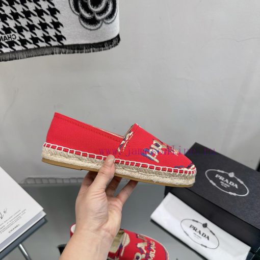 2023 simultaneous release of new Prada women's red fabric with leather covers, flat bottomedx0l9bw04 - Image 5