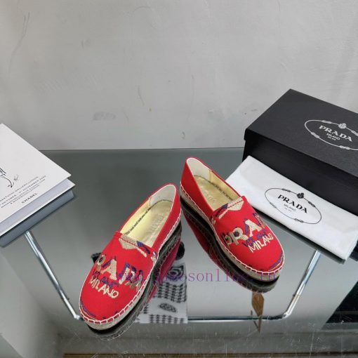 2023 simultaneous release of new Prada women's red fabric with leather covers, flat bottomedx0l9bw04 - Image 6