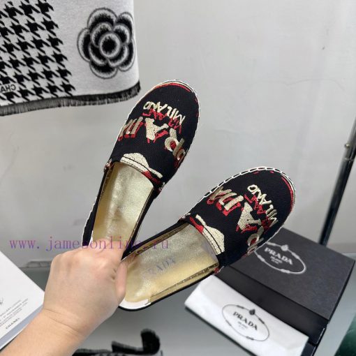 2023 simultaneous release of new Prada women's red fabric with leather covers, flat bottomedbb970ni1 - Image 3