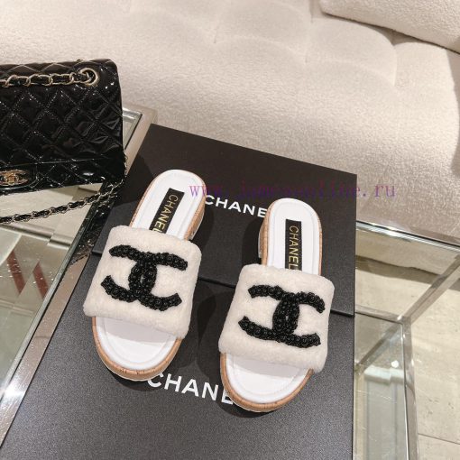 Top qualityChanel fw23 new arrival～Chanel 2023 autumn/winter new fur mop seriesThe water pla2uy0nk6g - Image 2