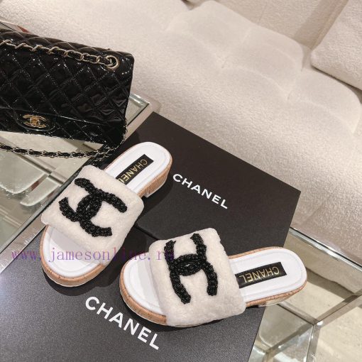 Top qualityChanel fw23 new arrival～Chanel 2023 autumn/winter new fur mop seriesThe water pla2uy0nk6g - Image 4