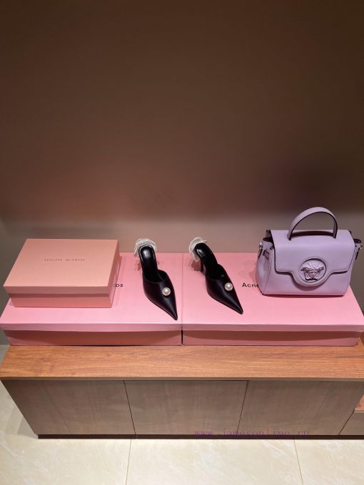 The most99% unaware of Magda ButrymCreate a contemporary perspective of Romanticism, balanciy7edj57w - Image 3