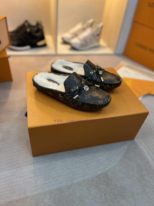 The donkey brand Doudou shoes are out of stock in wool, and all layouts have been made in wolzr2ltj8