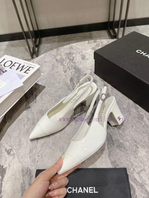 Chanel's 2024 early spring new pointed and thick heeled sandalsChanel 2024 Chanel C's latest2i37vi1l - Image 6