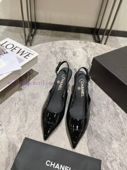 Chanel's 2024 early spring new pointed and thick heeled sandalsChanel 2024 Chanel C's latestr9xcqm8h - Image 4