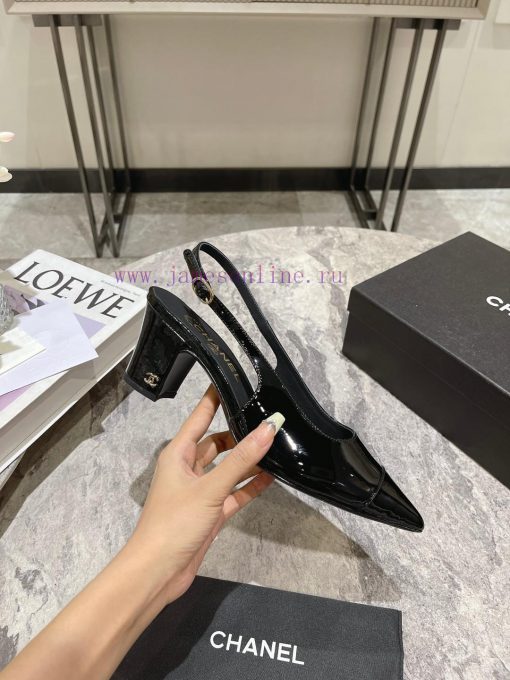 Chanel's 2024 early spring new pointed and thick heeled sandalsChanel 2024 Chanel C's latestr9xcqm8h - Image 6
