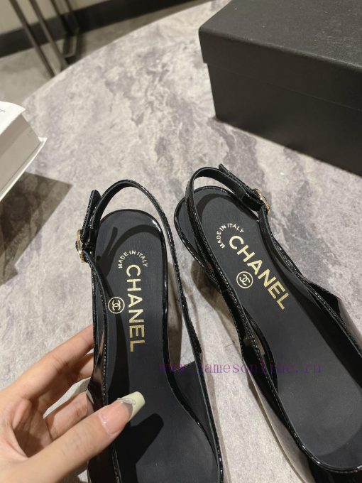 Chanel's 2024 early spring new pointed and thick heeled sandalsChanel 2024 Chanel C's latestr9xcqm8h - Image 8