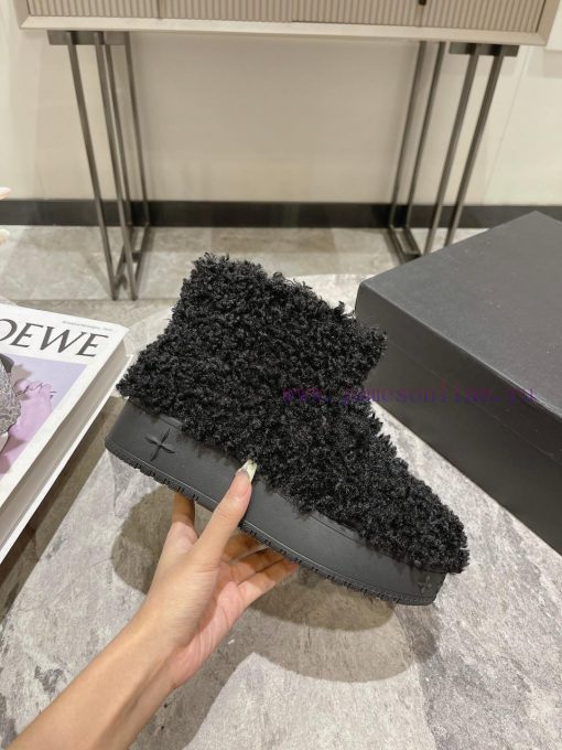 Short boots SMFK designer brand 23 latest thick soled desert snow boots by Wu Xuanyi, same syi3wkscq