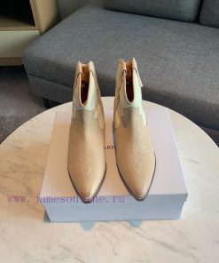 ISABEL MARANT Western Cowboy Short Boots are a simple and versatile material with a top layezmhkzyka