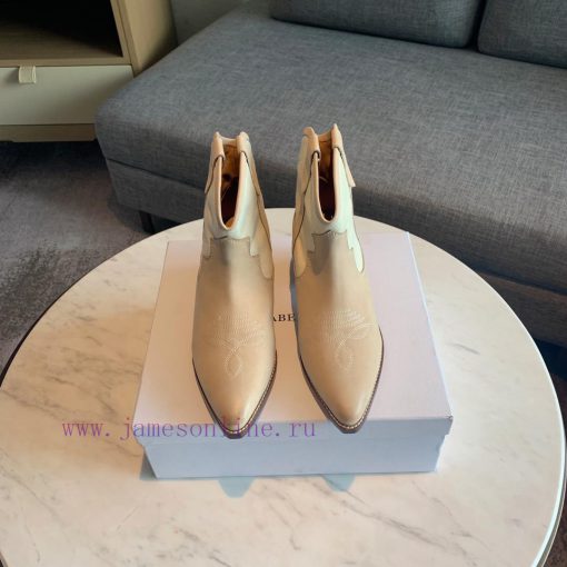 ISABEL MARANT Western Cowboy Short Boots are a simple and versatile material with a top layezmhkzyka