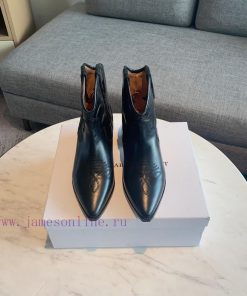 ISABEL MARANT Western Cowboy Short Boots are a simple and versatile material with a top layeyd5el29h