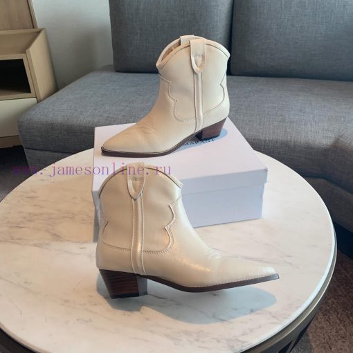 ISABEL MARANT Western Cowboy Short Boots are a simple and versatile material with a top laye5ql63jn3 - Image 10