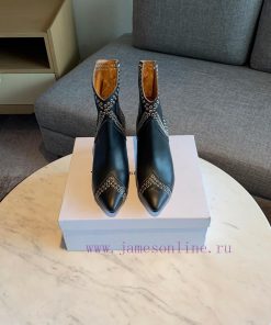 ISABEL MARANT rivet short boots are a simple and versatile material with a top layer of calfcdyg0vw8