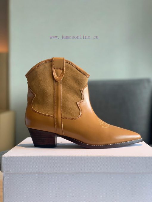 ISABEL MARANT Western Cowboy Short Boots are a simple and versatile material with a top laye16pqqcdh - Image 10