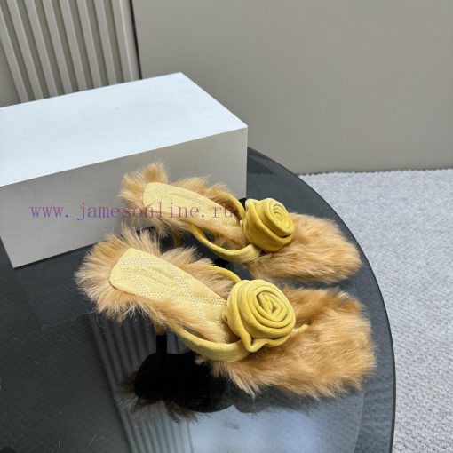 BURBERRY new wool mop heelVelvet flannel sheepskin sandals,The iconic large velvet rose decotnkt1142 - Image 3