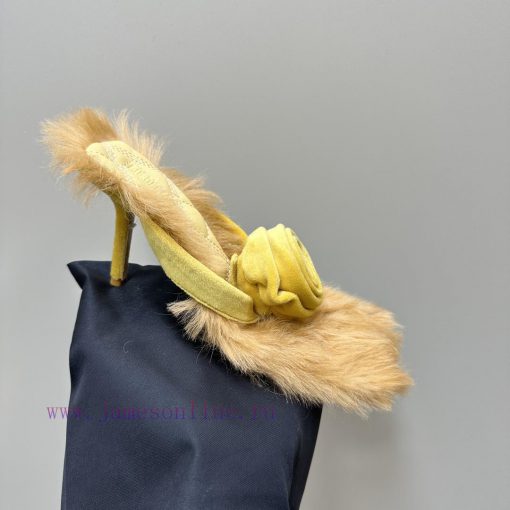 BURBERRY new wool mop heelVelvet flannel sheepskin sandals,The iconic large velvet rose decotnkt1142 - Image 9