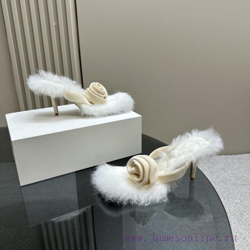 BURBERRY new wool mop heelVelvet flannel sheepskin sandals,The iconic large velvet rose decogxuyy9qp - Image 5