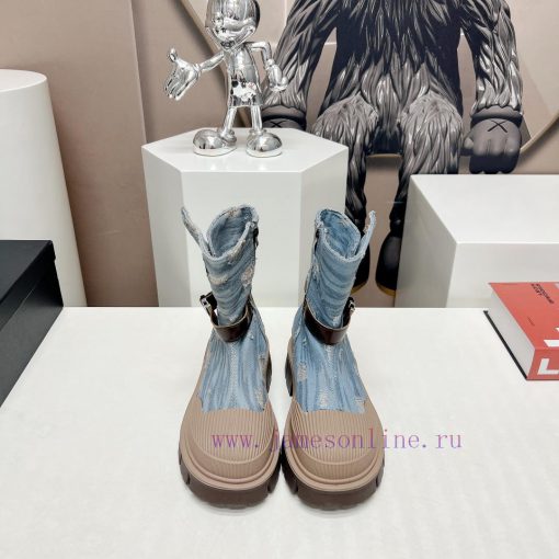 Top tierChanel Chanel 2023 vs Autumn/Winter New Boot CollectionRound toe thick soled short bi59qei8g - Image 2