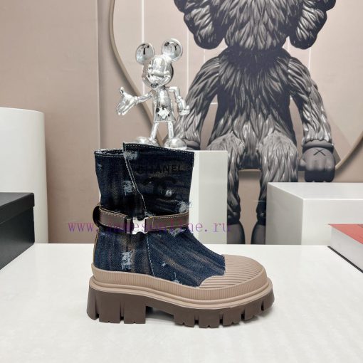 Top tierChanel Chanel 2023 vs Autumn/Winter New Boot CollectionRound toe thick soled short b8a7qzowr - Image 6