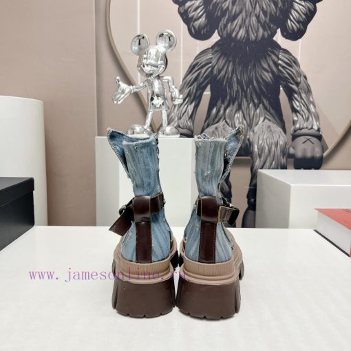 Top tierChanel Chanel 2023 vs Autumn/Winter New Boot CollectionRound toe thick soled short bi59qei8g - Image 9