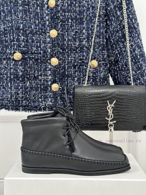 Toteme23ss Autumn/Winter New Product LaunchVintage wool bootsThe presentation is neat and pe31dwka60