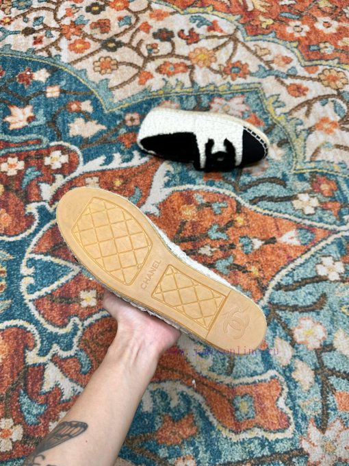 ️  CHANEL 2023 Autumn/Winter New Fisherman's Shoes Top End Inner Footrests Made of Original vn800ym8 - Image 4