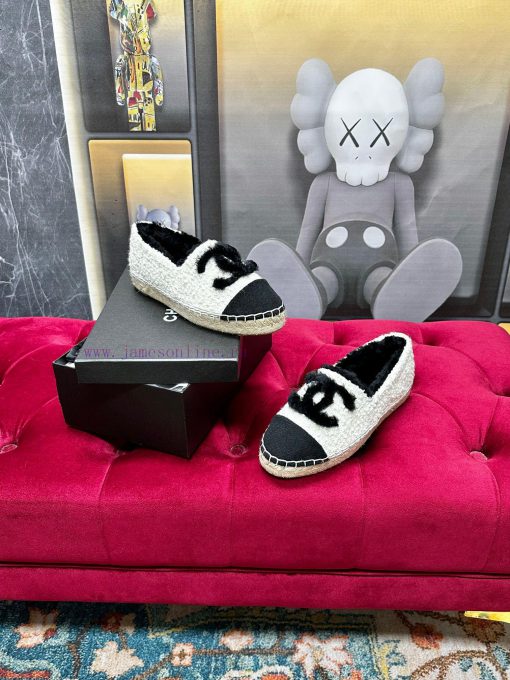 ️  CHANEL 2023 Autumn/Winter New Fisherman's Shoes Top End Inner Footrests Made of Original sijrovtg - Image 5