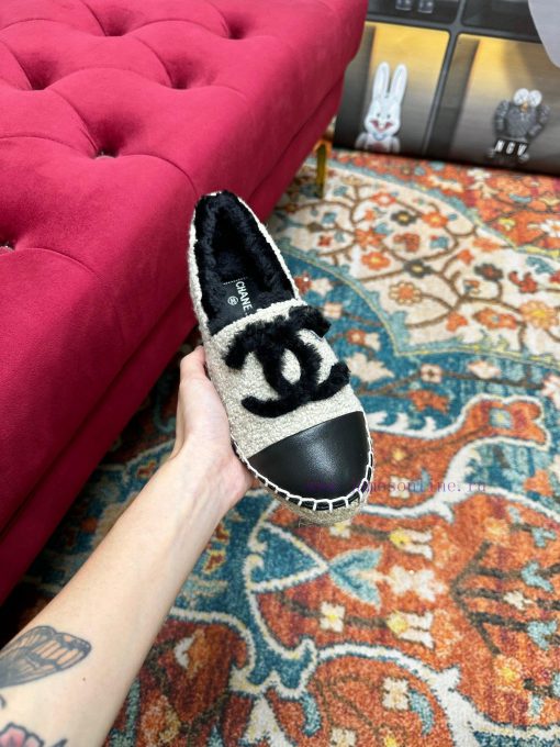 ️  CHANEL 2023 Autumn/Winter New Fisherman's Shoes Top End Inner Footrests Made of Original 4uc7et0u - Image 3
