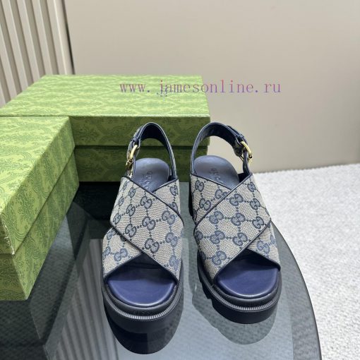 Gucci's new autumn and winter cross sandals are a must-have for trendsetters. They are simplh99o5lqa - Image 4