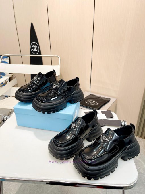 Top luxury "PRADA/Prada" 2023 autumn/winter runway show, internet celebrity, same thick solegrduskqz - Image 10