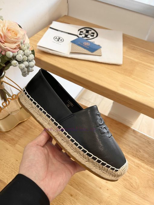 Tory Burch TB solid color three drop embossed lambskin flat bottom fishing shoesToryburch isn6g7uy5y - Image 6