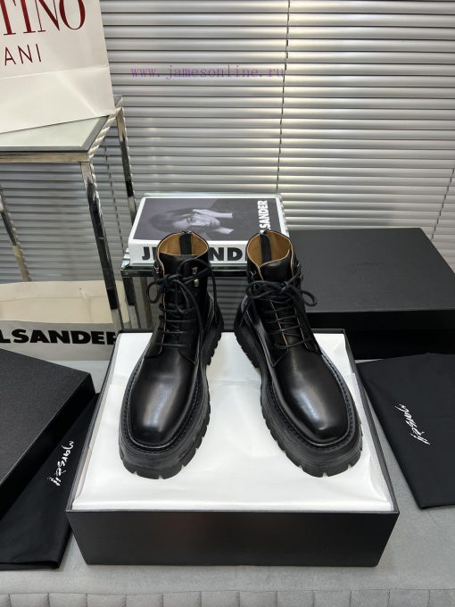 Marsell's niche dark style short bootsMarsell, who quickly gained popularity, has gained a lkizhiqgu