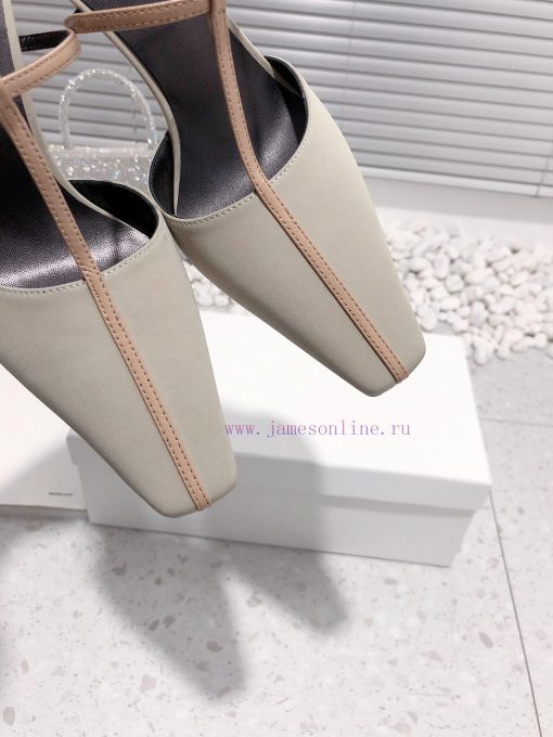 Top of the line The Row high-heeled slippers with toe caps and semi trailers are from a youn22vi6hrv - Image 9