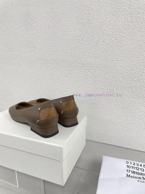 Margiela | Retro style 2cm short heel square toe shoesShort and retro elegant temperament cae32z3cj7 - Image 3