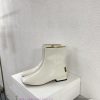 Margiela, a 2cm short heel square toe shoe with a retro vibeBlack cowhide short and retro elqgxb15i1