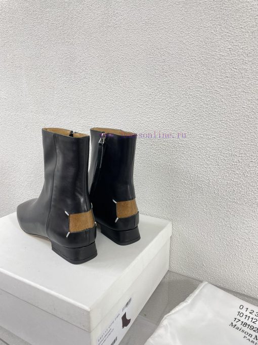 Margiela, a 2cm short heel square toe shoe with a retro vibeBlack cowhide short and retro elschypz4p - Image 3