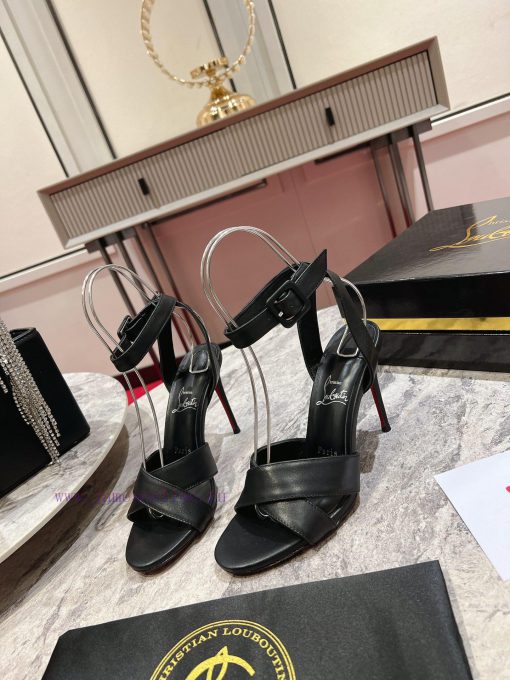 Leather sandals ︎ ️The elegance of Mariza sandals is enhanced by the details of their designebdjgb4q - Image 3