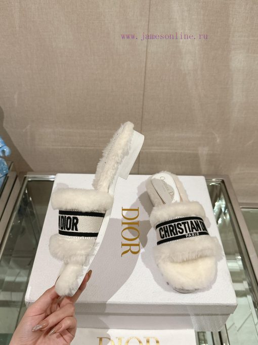 Leather foot pads are flat and white in color-23Ss Autumn/Winter New Dior One Word Hairy Sli4f5dclwz - Image 4