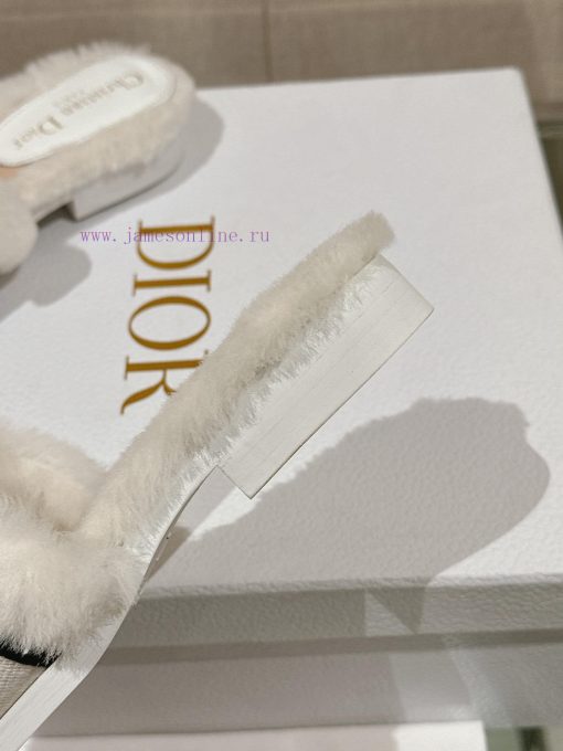 Leather foot pads are flat and white in color-23Ss Autumn/Winter New Dior One Word Hairy Sli4f5dclwz - Image 8