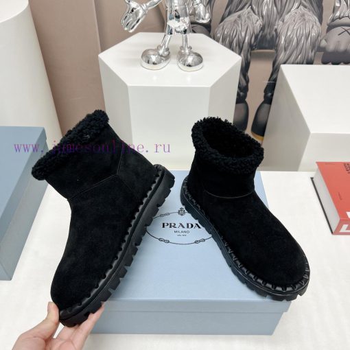 Top tierPrada 23vs Autumn/Winter Latest Explosive SeriesRound headed triangular snow bootsNunyzyq3ht - Image 5