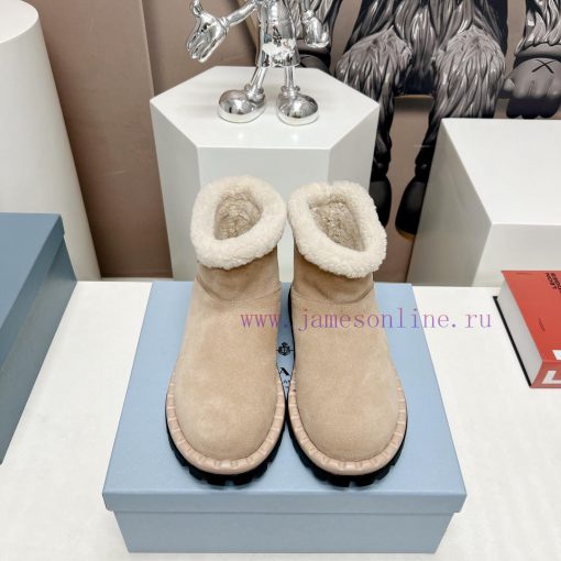 Top tierPrada 23vs Autumn/Winter Latest Explosive SeriesRound headed triangular snow bootsNu8veksxz2