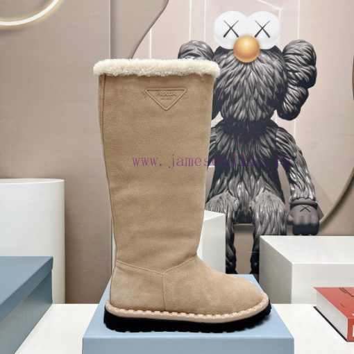 Top tierPrada 23vs Autumn/Winter Latest Explosive SeriesRound headed triangular snow bootsNufx9xlj8p - Image 6