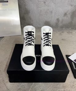 Chanel | Chanel's new classic black and white thick sole, chain double C fashionable short bwwecmnd8