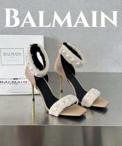 BalmainBalmain𝘽𝙖𝙡𝙢𝙖𝙞𝙣First release Uma lambhair pearl high-heeled sandals for spring and sumy1v5djtv